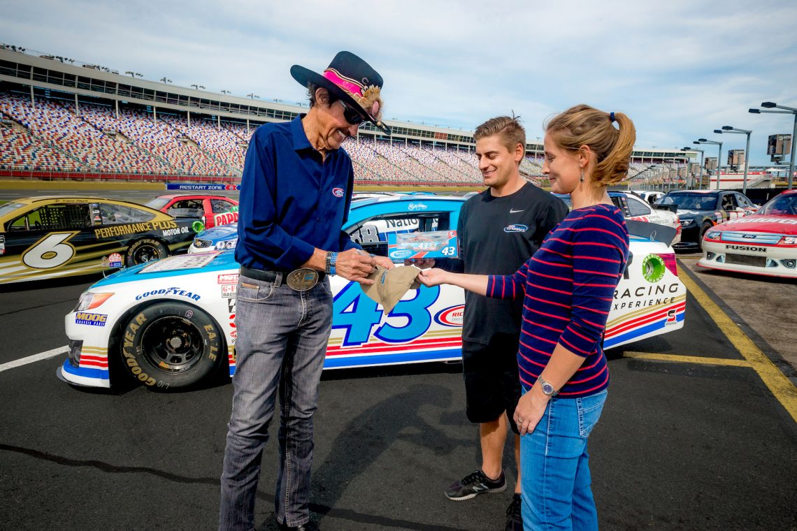 Meet and greet Petty NASCAR Racing Experience